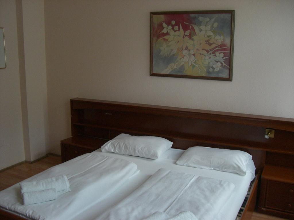 וינה Hotel Peck חדר תמונה
