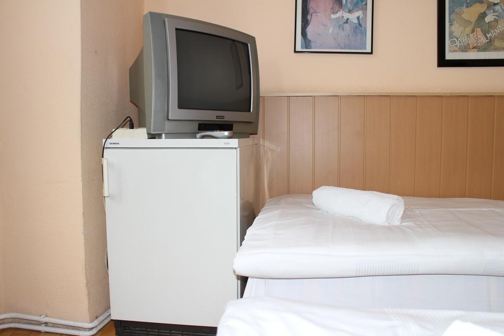 וינה Hotel Peck מראה חיצוני תמונה